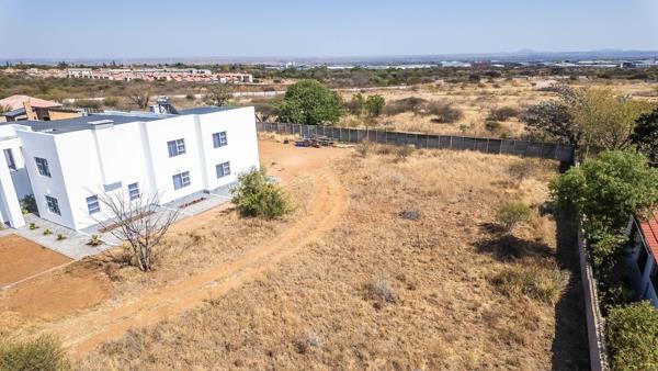 1 290 m² Land
