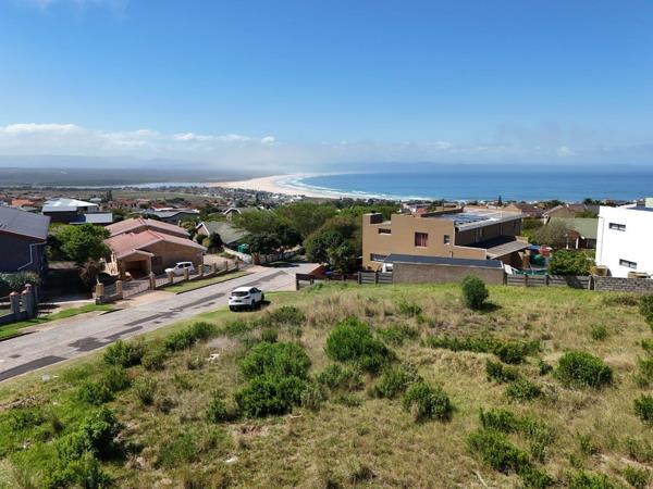 732 m² Land