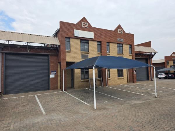 203  m² Industrial space