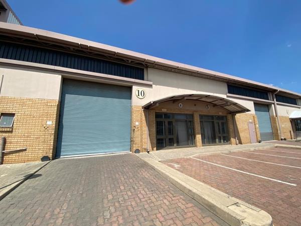 4 740  m² Industrial space