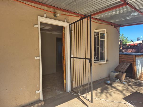 1 Bedroom House