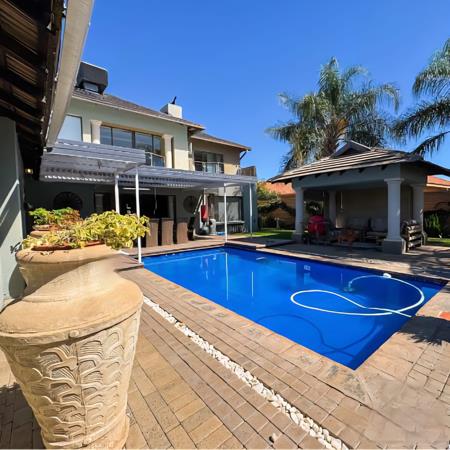 5 Bedroom House