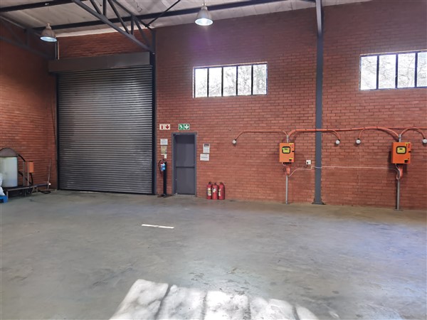 391  m² Commercial space