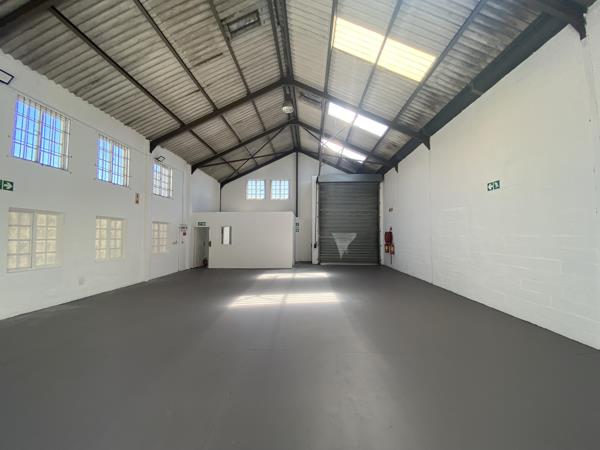 204  m² Industrial space
