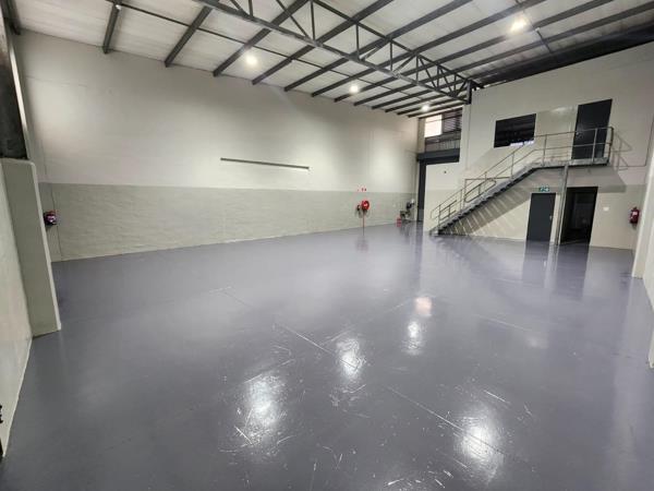 300  m² Industrial space