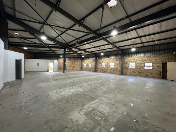 404  m² Industrial space