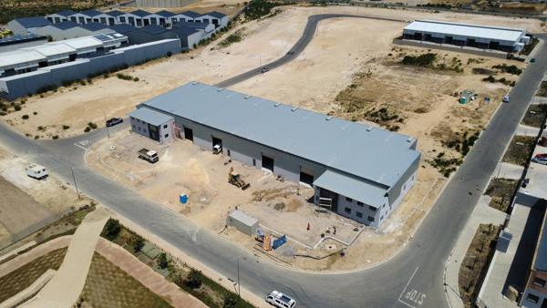 1 083 m² Industrial space