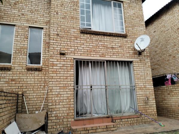 2 Bedroom Townhouse