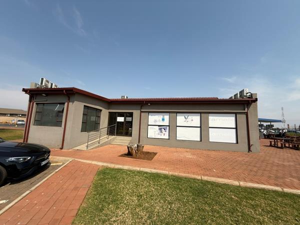 150  m² Commercial space