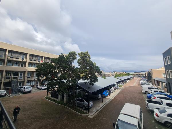 190  m² Commercial space