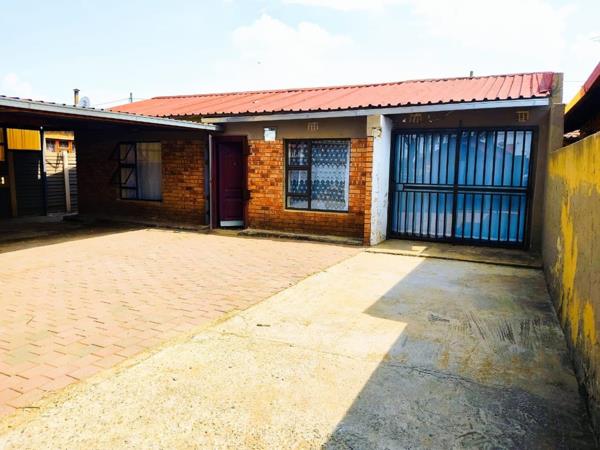 2 Bedroom House