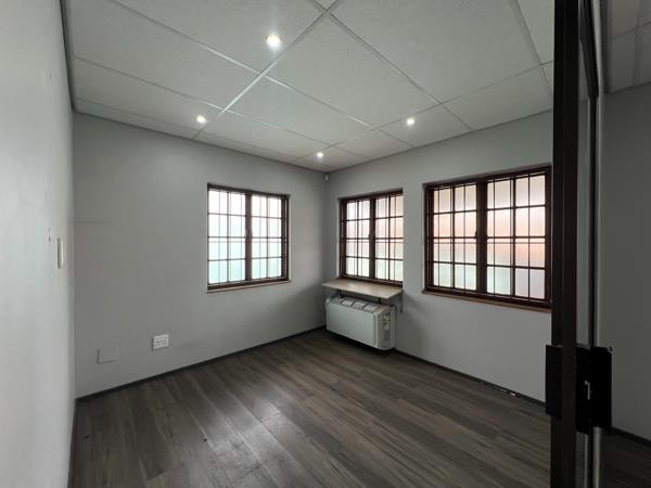 101  m² Commercial space