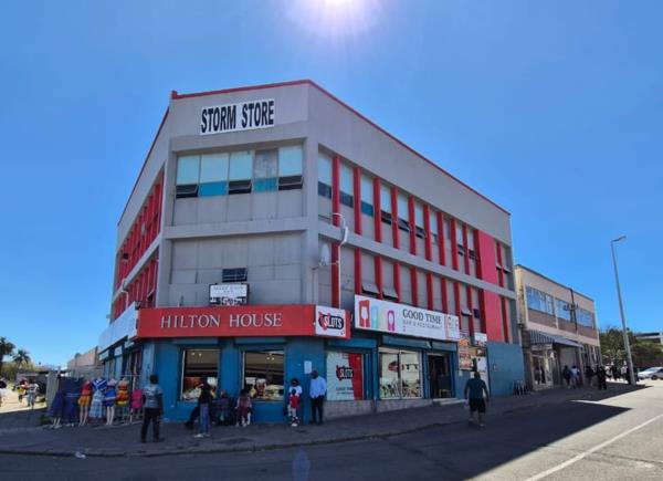 391  m² Commercial space