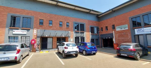 193  m² Industrial space