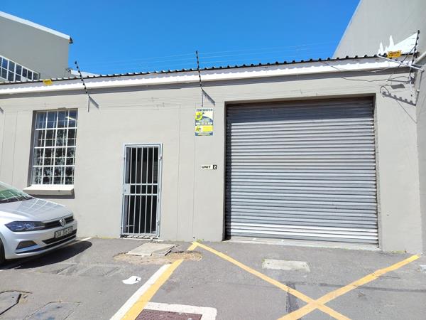 296  m² Industrial space