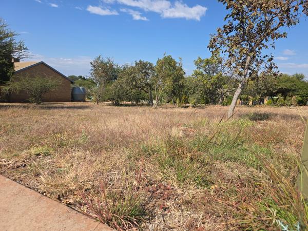 753 m² Land
