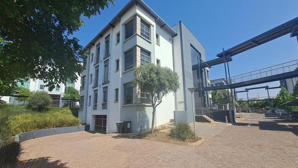 1 190  m² Office Space