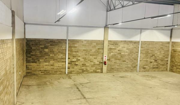 398  m² Industrial space