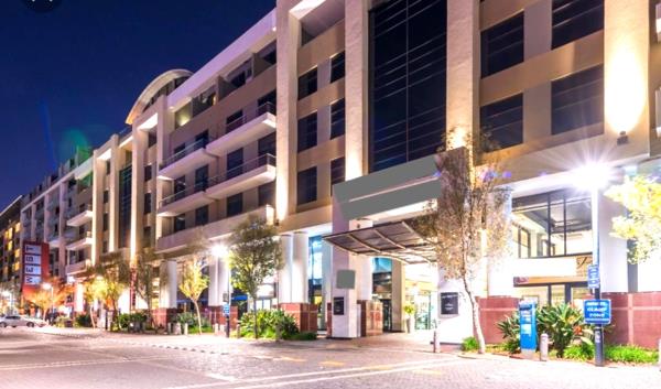 251  m² Commercial space