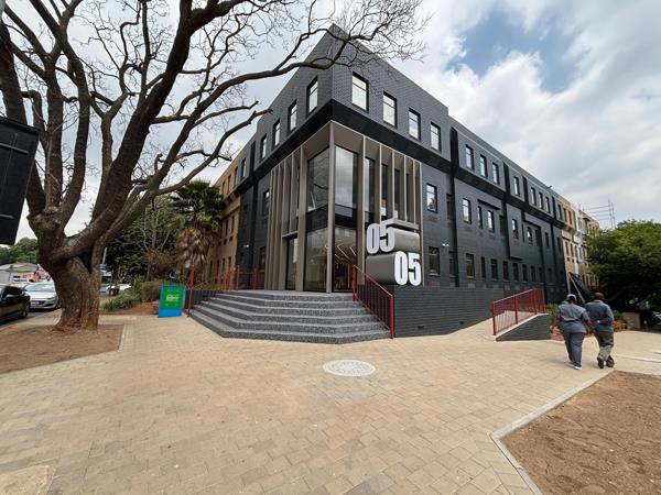 348 m² Commercial space
