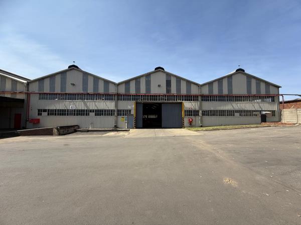 5 750  m² Industrial space