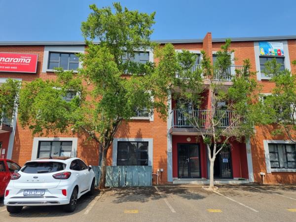 355  m² Industrial space