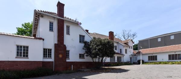 650  m² Commercial space