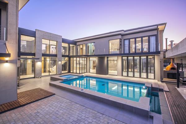 5 Bedroom House
