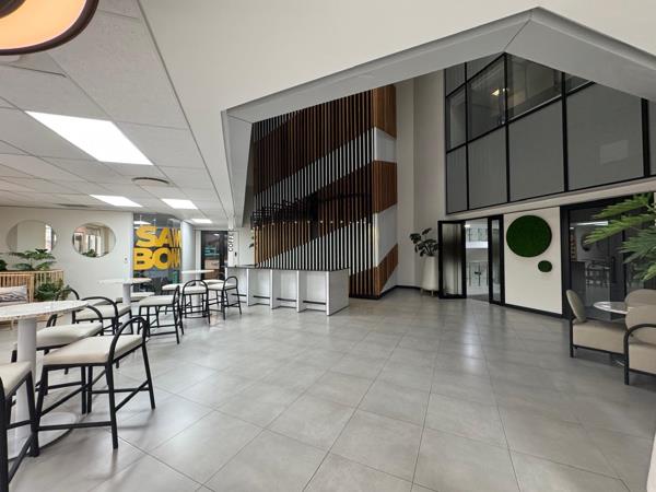 1 396  m² Commercial space