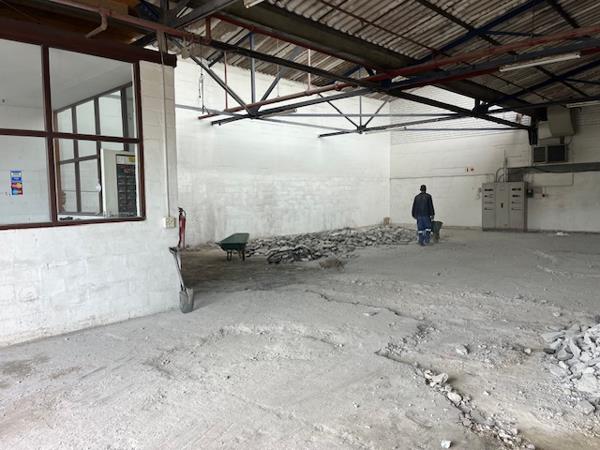 238  m² Industrial space