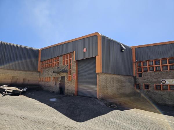 344  m² Industrial space