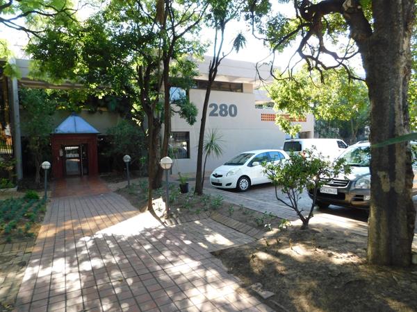 108  m² Commercial space