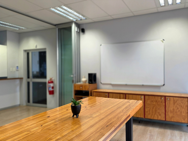 86  m² Commercial space