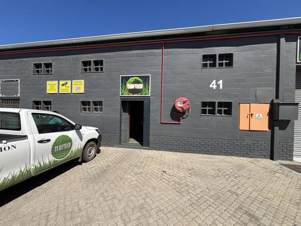 217  m² Industrial space