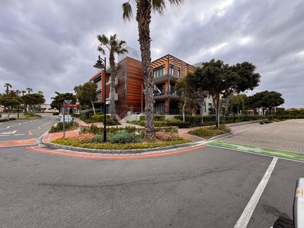 84  m² Commercial space