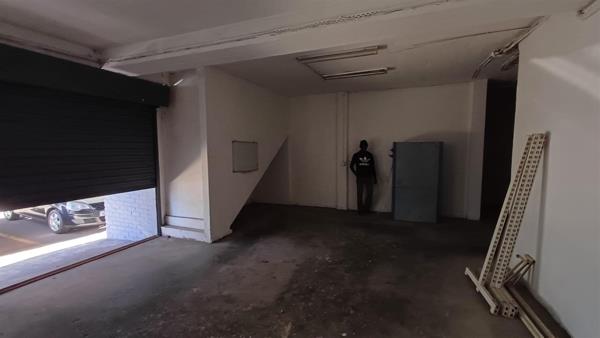 100  m² Industrial space