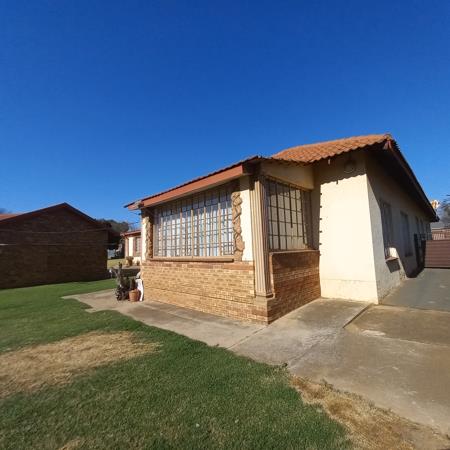 2 Bedroom Garden Cottage