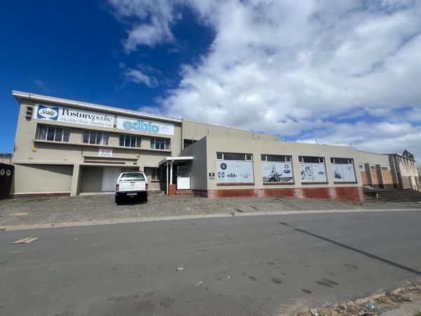 1 850  m² Industrial space