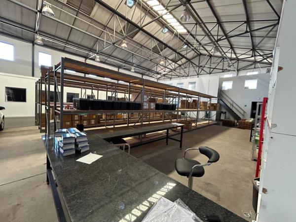 741  m² Industrial space