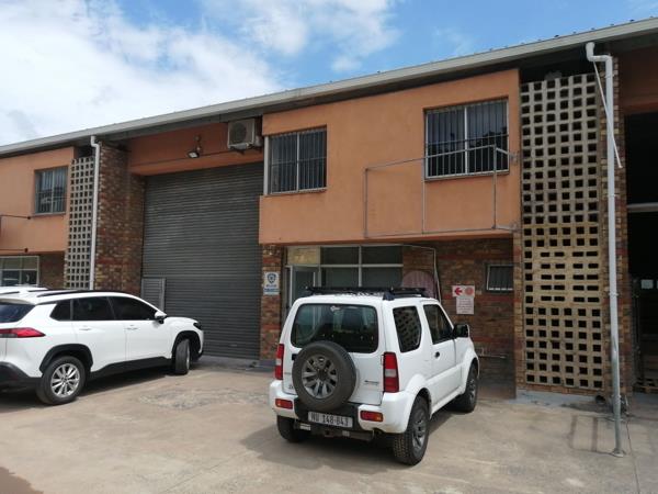 302  m² Industrial space