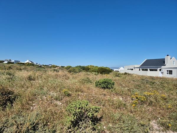 750 m² Land