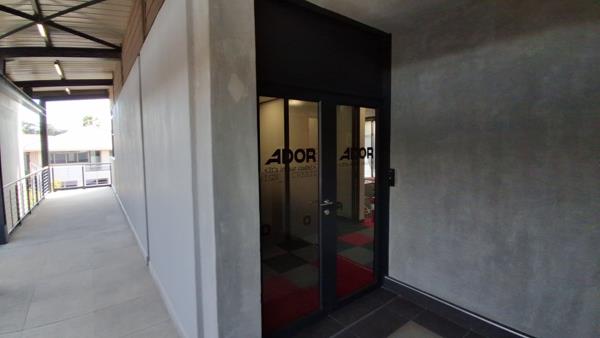 156  m² Commercial space