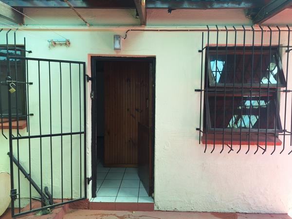 1 Bedroom Garden Cottage