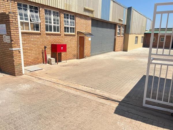 862  m² Commercial space