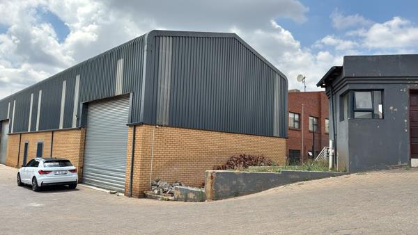 273  m² Industrial space