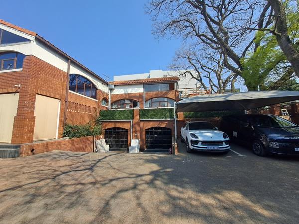 1 060  m² Commercial space