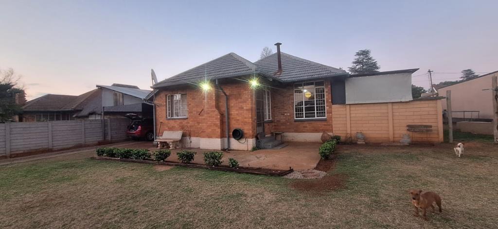 2 Bedroom House
