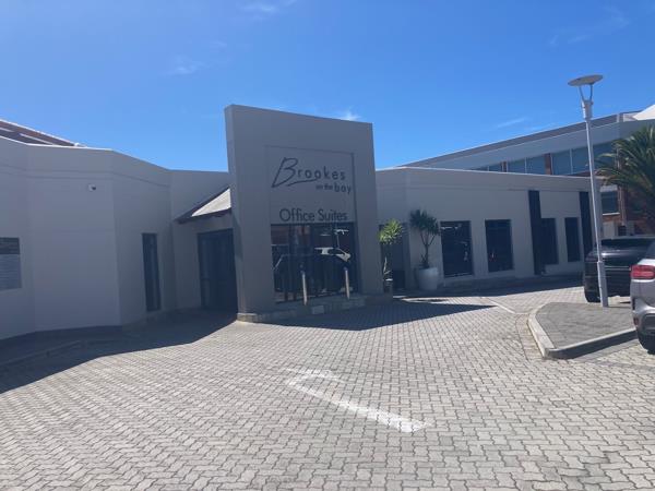 173.8 m² Commercial space
