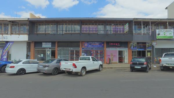 520  m² Retail Space