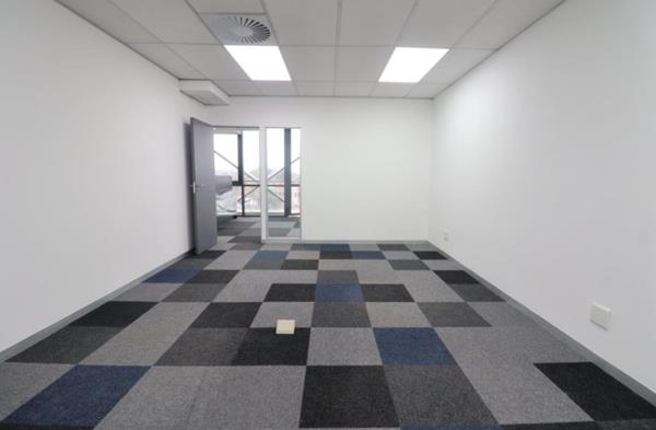 208 m² Office Space